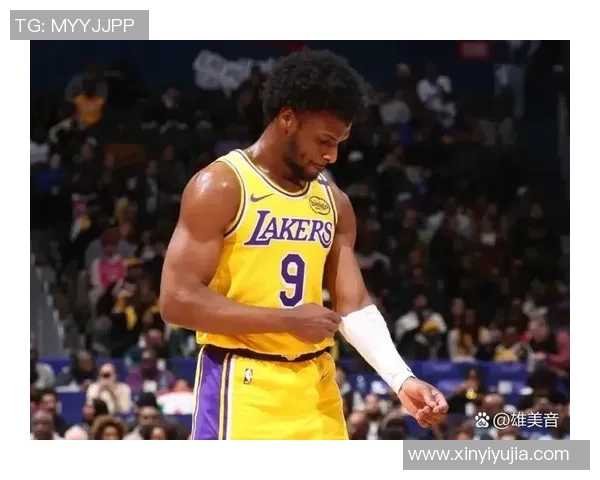 詹姆斯38+8西蒙斯23分 浓眉缺阵湖人胜开拓者 詹姆斯38+8西蒙斯23分 浓眉缺阵湖人胜开拓者