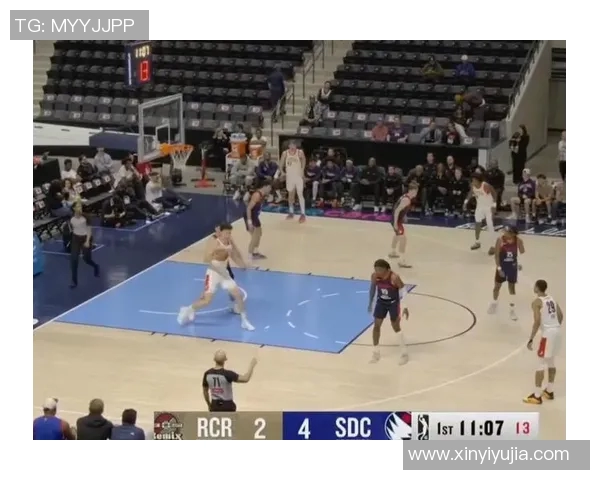 杨瀚森半场8中5，三分1中1得到11分6篮板3助攻1抢断2失误